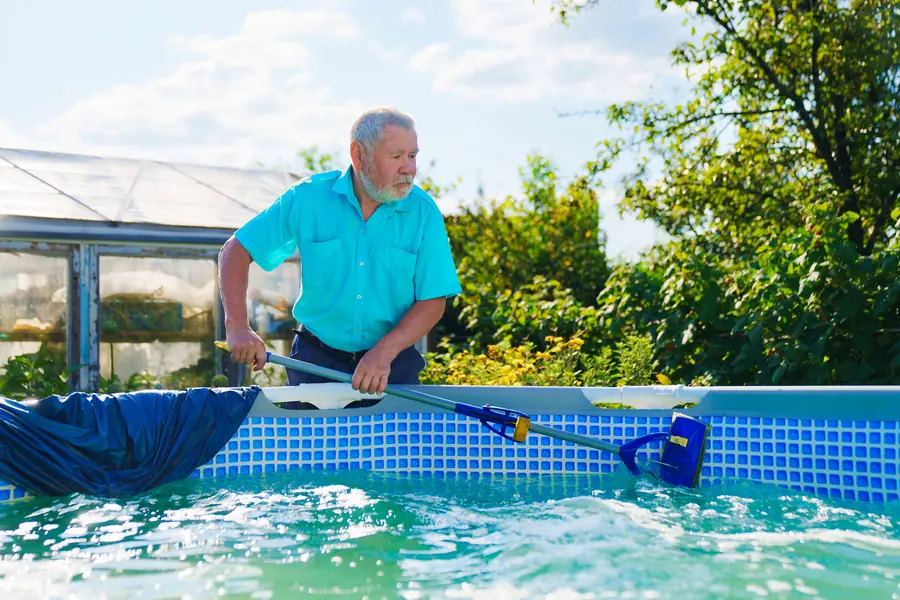 Experienced Pool Tile Cleaning Palmdale, CA Experienced Pool Tile Cleaning Palmdale, CA